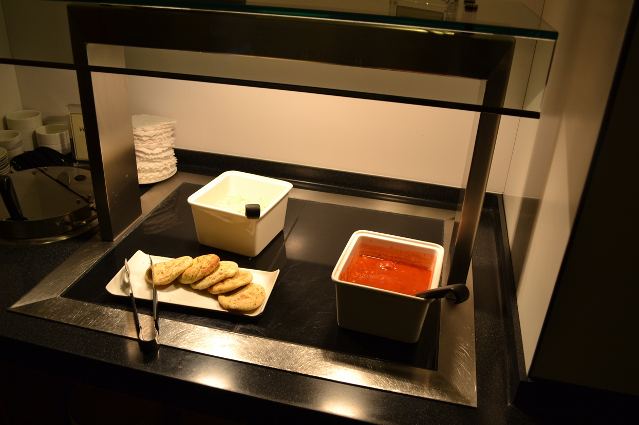 LZCpVtBbNq First and Business class lounge t[h