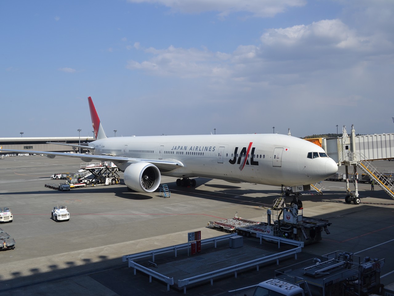 日本航空jalを中心とする飛行機の壁紙 世界の空港ラウンジめぐり